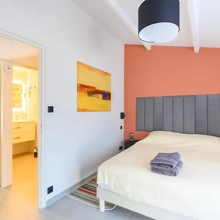 Lovely Fully Renovated *