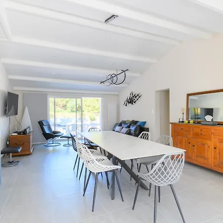 Lovely Fully Renovated Villa La Gueriniere