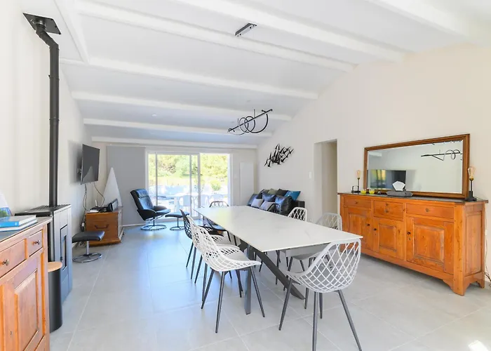 Lovely Fully Renovated Villa La Guérinière